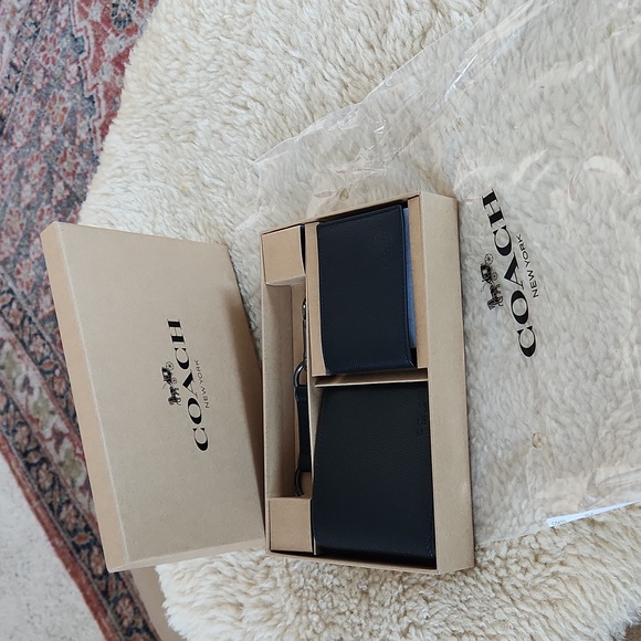 NWT IOB Coach Black Calf Leather 3 In 1 Wallets & Key Holder Set ๐ค๐ - Picture 14 of 15